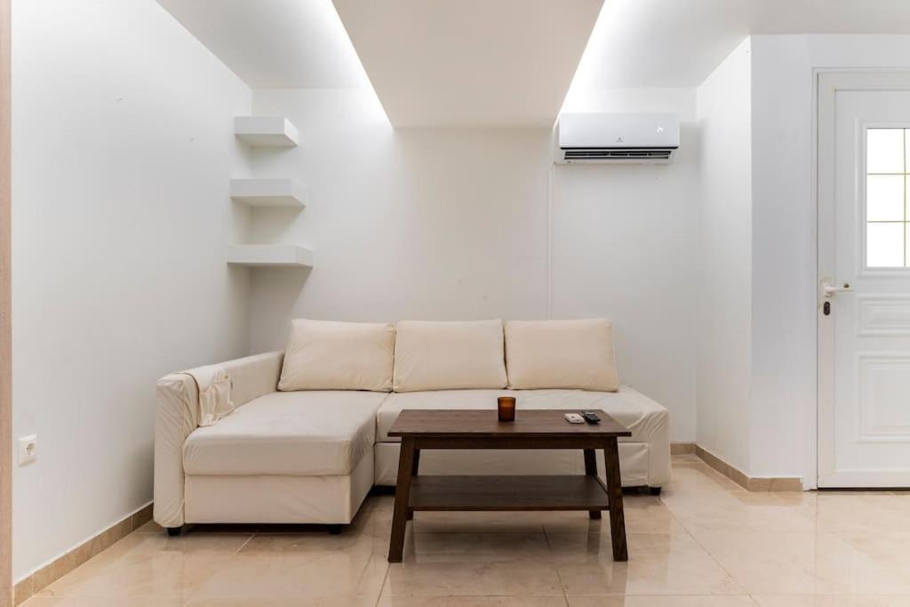 Apartment At Ano Glifada. Athens Luaran gambar