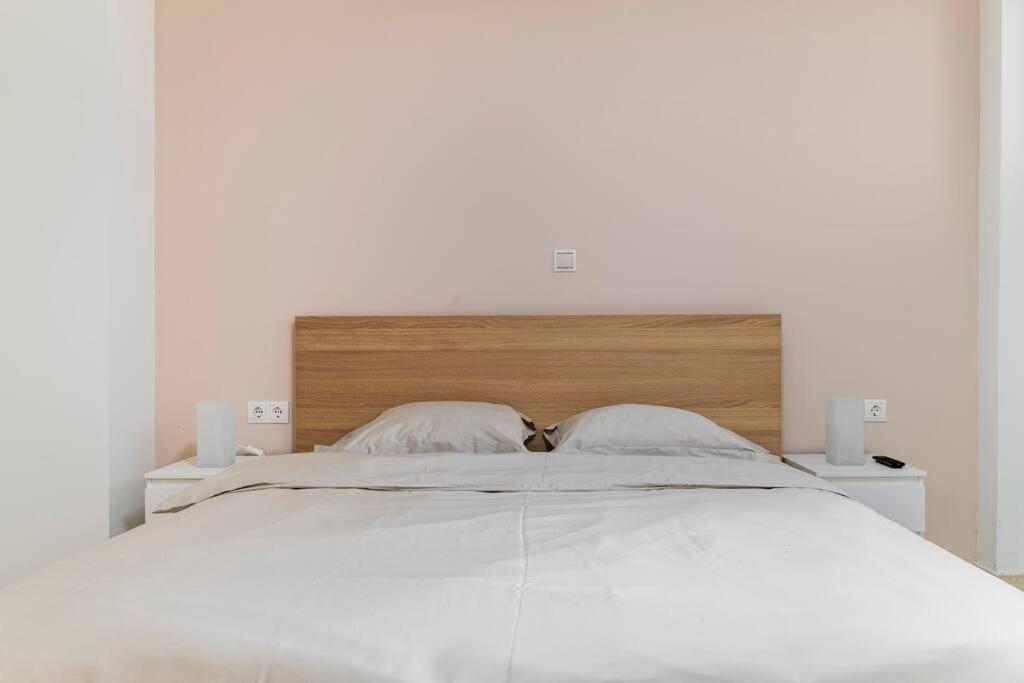Apartment At Ano Glifada. Athens Luaran gambar