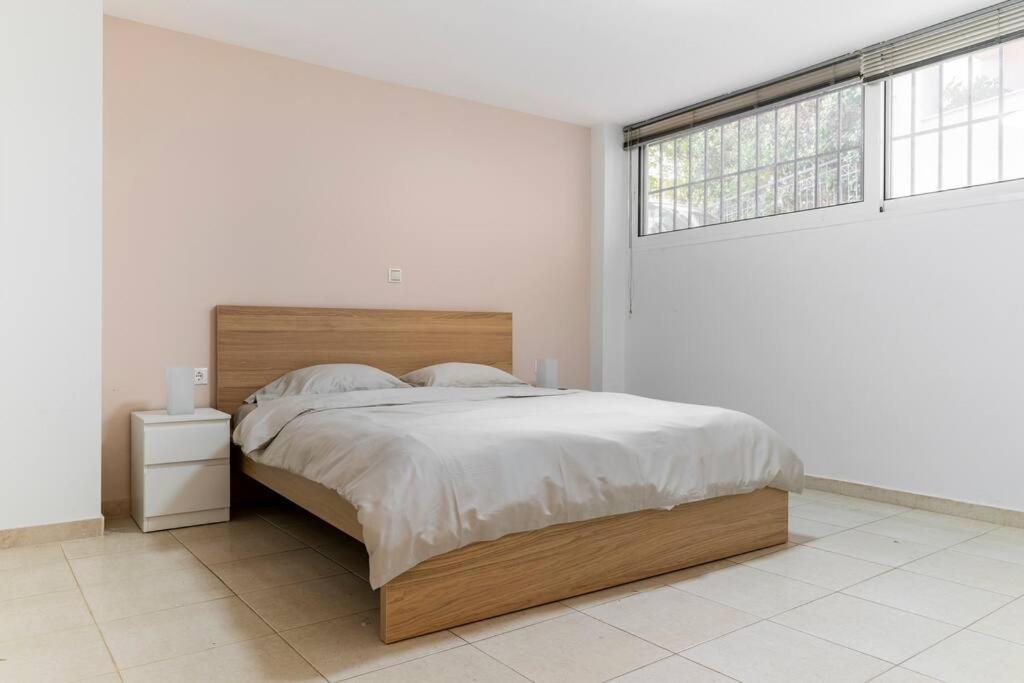 Apartment At Ano Glifada. Athens Luaran gambar